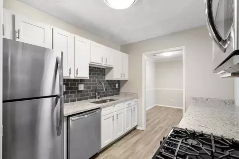 8600 Roberts Dr #1009, Dunwoody, GA 30350