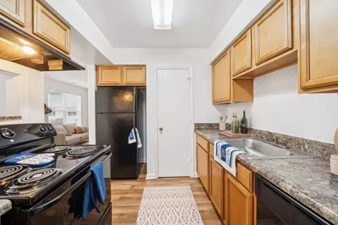 3824 Maplefield Dr #3908, Chesapeake, VA 23321