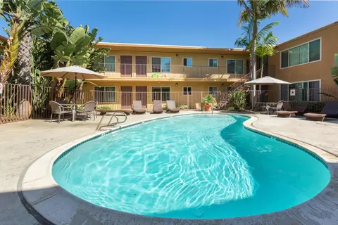 4975 Del Monte Ave #204, San Diego, CA 92107