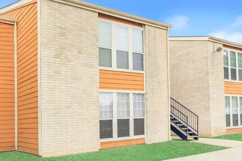 6130 Ingram Rd #607, San Antonio, TX 78238