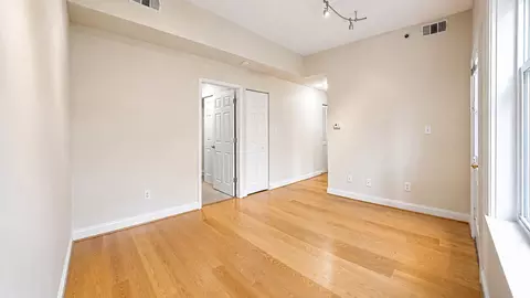 1743 P St NW #007, Washington, DC 20036