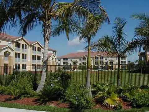 9000 Colby Dr #11-23, Fort Myers, FL 33919