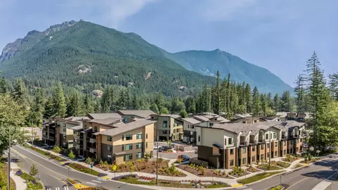 1835 SE 136th St #B304, North Bend, WA 98045
