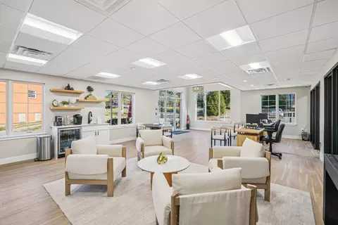 25 Hickory Pl #H-17, Chatham, NJ 07928