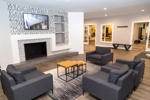 3600 Harry S Truman Ext #16-1613, Saint Charles, MO 63301