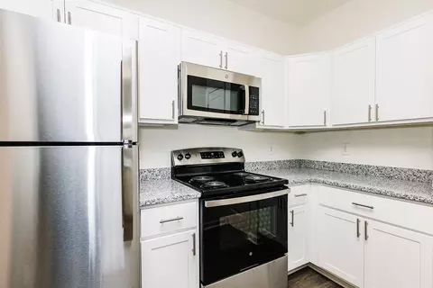 800 Hydric Ct #301, Odenton, MD 21113