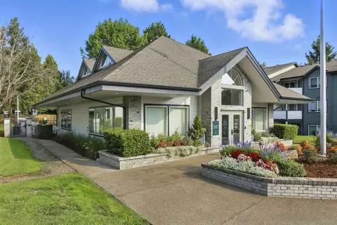 29250 SW Parkway Ct #074, Wilsonville, OR 97070