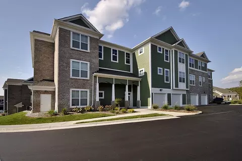 4025 Pier Light Dr #06-205, Wyoming, MI 49418