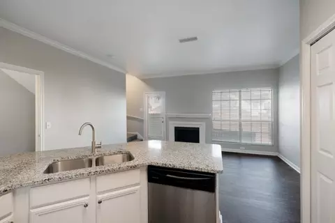 1947 Larkspur Dr #1-106, San Antonio, TX 78213