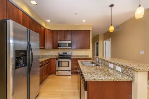 422 E Kirkwood Ave, Bloomington, IN 47408