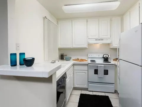 5727 Canoga Ave #019-349, Los Angeles, CA 91367