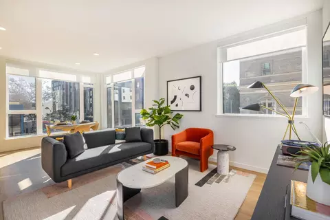 1411 Alice St #210, Oakland, CA 94612