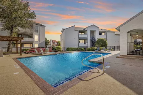 6051 Bridge St #6021C, Fort Worth, TX 76112