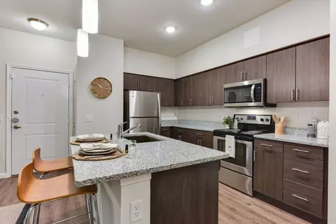 5501 Ross Rd #0211, Del Valle, TX 78617