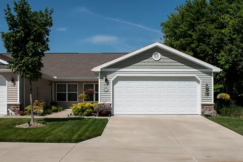 230 Stower Ln #12H, Norwalk, OH 44857