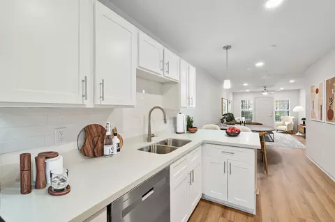 800 Heights Blvd #25, Houston, TX 77007