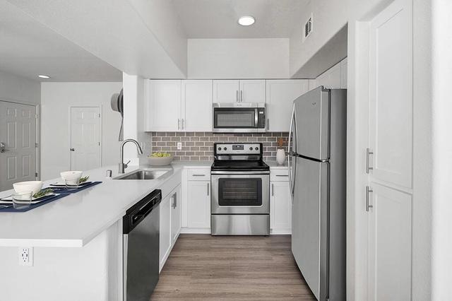 24323 Jackson Ave #1624, Murrieta, CA 92562