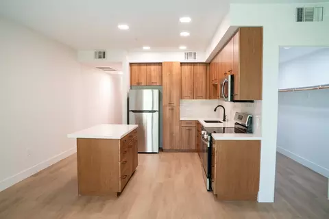 1432 W San Carlos St #444, San Jose, CA 95126