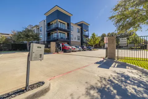4200 Centreport Dr #1305, Fort Worth, TX 76155