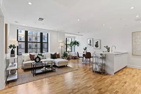 1650 Harvard St NW #121, Washington, DC 20009