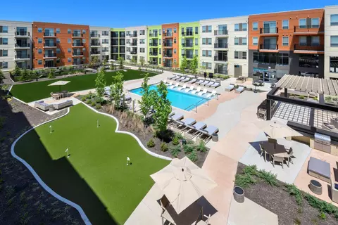 235 Ironworks Ave #465, Mishawaka, IN 46544