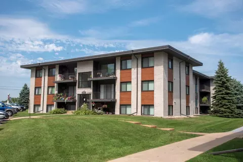 10101 Highway 55 #101-107, Plymouth, MN 55441