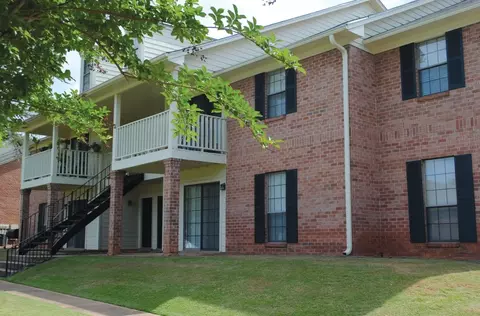 100 Mcqueen-smith Rd #F05, Prattville, AL 36066