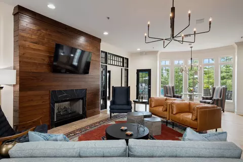 11810 Farley #1602, Overland Park, KS 66210