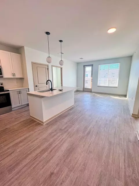 101 W Main St #106, Edmond, OK 73003