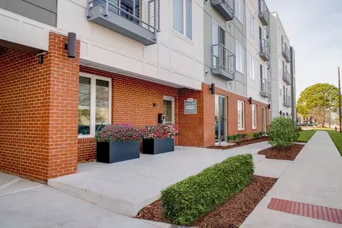 1055 W 38th St #325, Norfolk, VA 23508