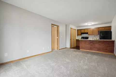1100 Clarinet Blvd S #116, Elkhart, IN 46516