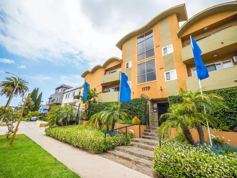 1179 Crenshaw Blvd #106201, Los Angeles, CA 90019