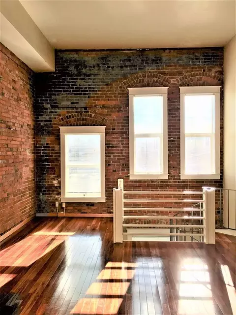 5443 Ballard Ave NW #205, Seattle, WA 98107
