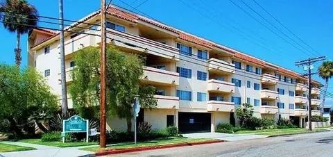 4280 Lindblade Dr #303, Los Angeles, CA 90066