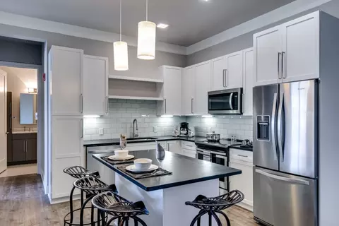 8500 Maryland Ave #746, Clayton, MO 63105
