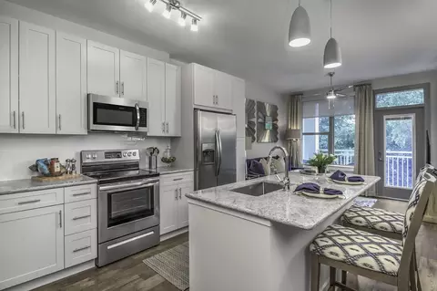 1315 Harding Pl #216, Charlotte, NC 28204