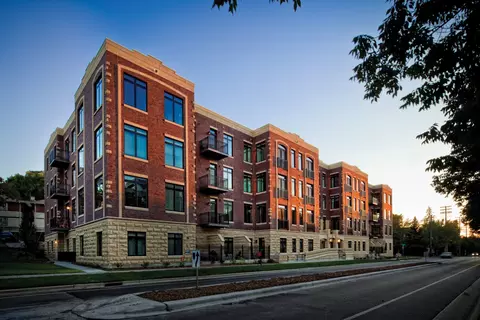 1815 University Ave #122, Madison, WI 53726