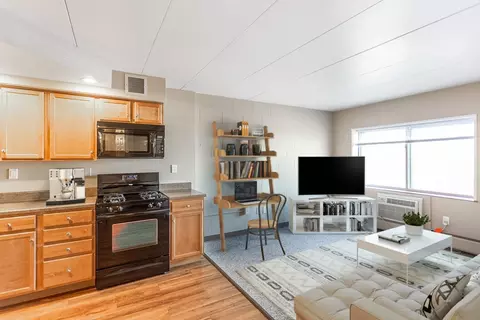 111 E 7th St #0609, Sioux Falls, SD 57104
