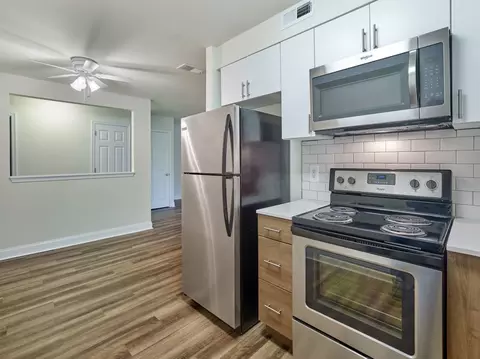 495 Nutt Rd #C102, Phoenixville, PA 19460