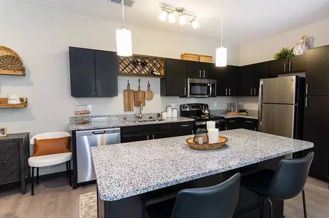 8504 Mansion Hill Ave #8, Madison, WI 53719