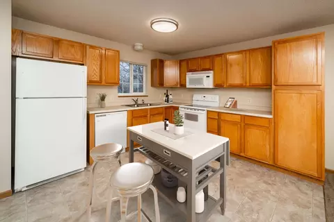 100 River Oaks Dr #206, Cold Spring, MN 56320