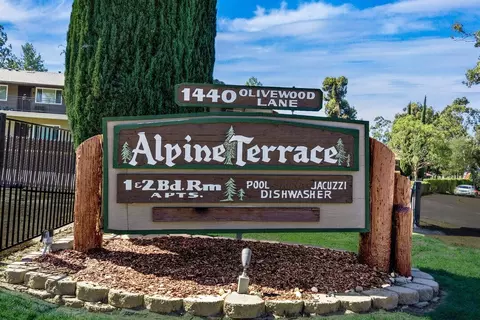 1440 Olivewood Ln #120, Alpine, CA 91901
