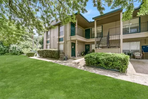 16700 Golf Club Dr #E-231, Crosby, TX 77532