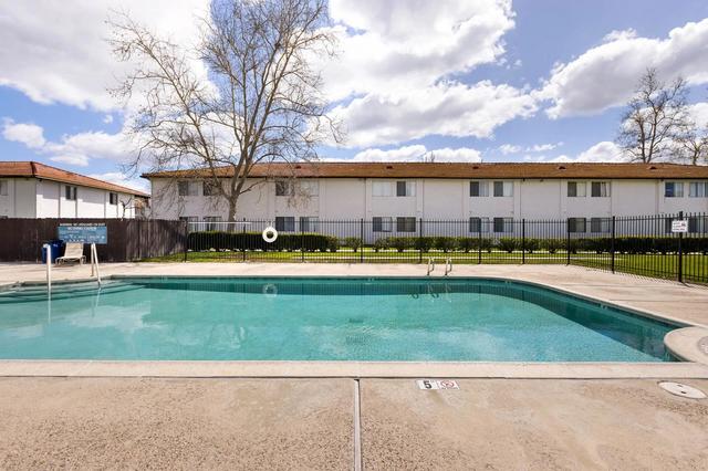 1707 La Brea St #03B, Ramona, CA 92065