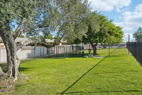 42125 Idaho St #R-08, Palm Desert, CA 92211