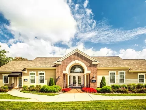 9523 Muirkirk Rd #B205, South Laurel, MD 20708