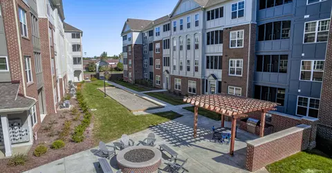 12484 Breaklines St #19-19-307, Carmel, IN 46032