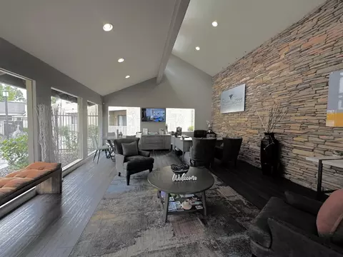 10851 N 43rd Ave #213, Phoenix, AZ 85029