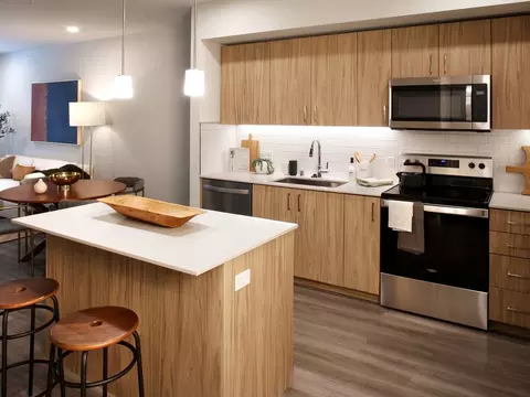 18602 Alderwood Mall Pkwy #001-337, Lynnwood, WA 98037