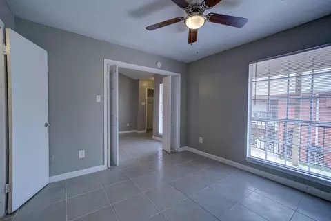 6000 Bissonet St #263, Houston, TX 77081